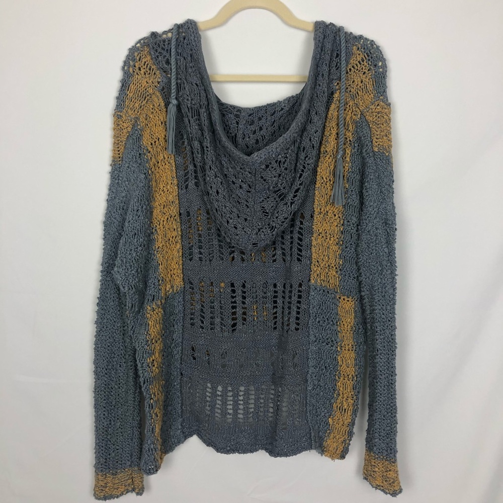 Free People Sweater - Picture 2 of 2